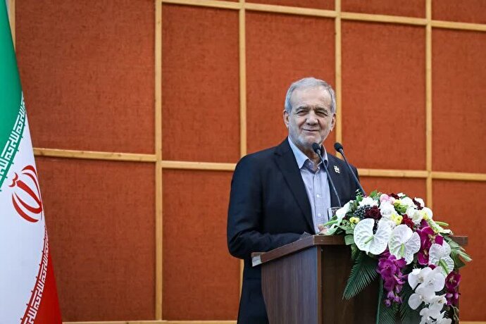 فیلم| پاسخ پزشکیان درباره عمل نکردن به شعار انتخاباتی خود درباره گران نکردن بنزین