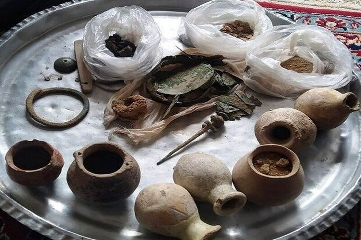 اشیای کشف شده در فریدونکنار تقلبی است| دستگیری ۷ متهم