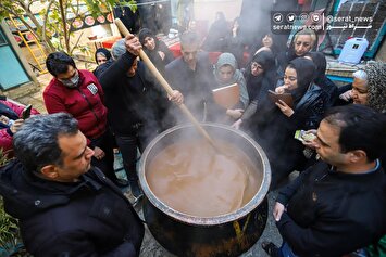 تصاویر| پخت «سمنوی نذری» در یزد همزمان با ایام فاطمیه