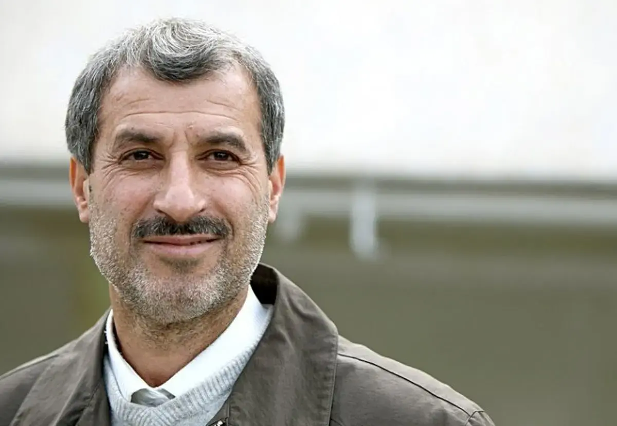 واکنش محمد مایلی کهن به رفتار زشت خداداد عزیزی