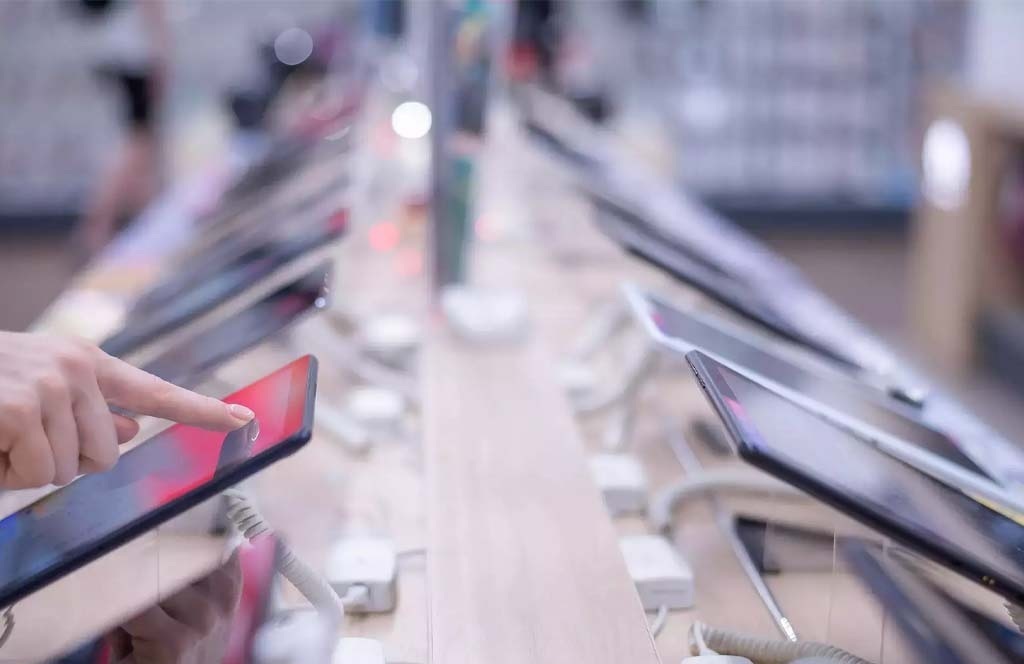 قیمت روز گوشی موبایل ۲۵ آذر ۱۴۰۴