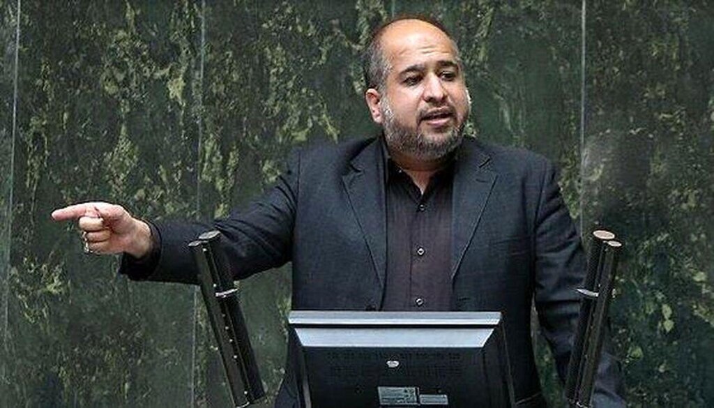 آمریکا به دنبال ایجاد حاشیه برای بازی ایران و مصر است