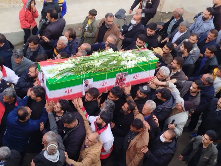 تشییع پیکر امدادگر شهید هلال احمر در جهرم +عکس