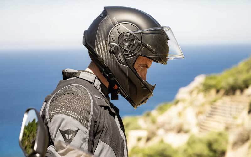 چرا باید از کلاه کاسکت استفاده کنیم؟