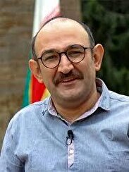 عکس| عکس نوروزی خانواده سه نفری هدایت هاشمی