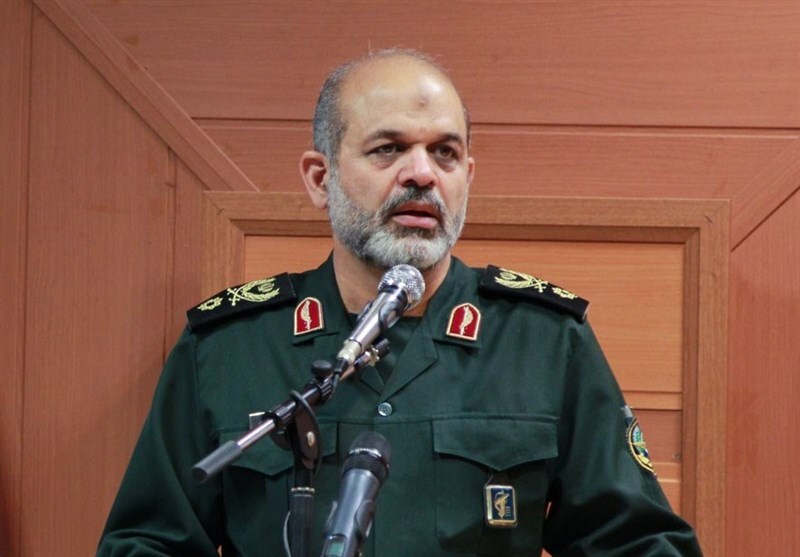 سردار وحیدی: تحرکات دشمن را زیر نظر داریم