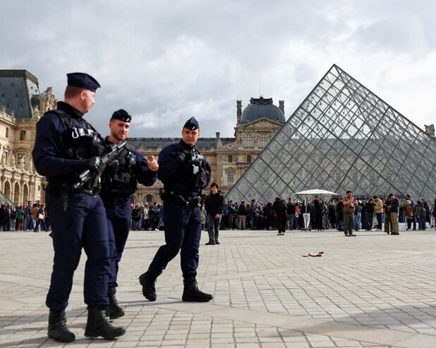 دستگیری ۴ مظنون جدید در پرونده سرقت جواهرات سلطنتی لوور