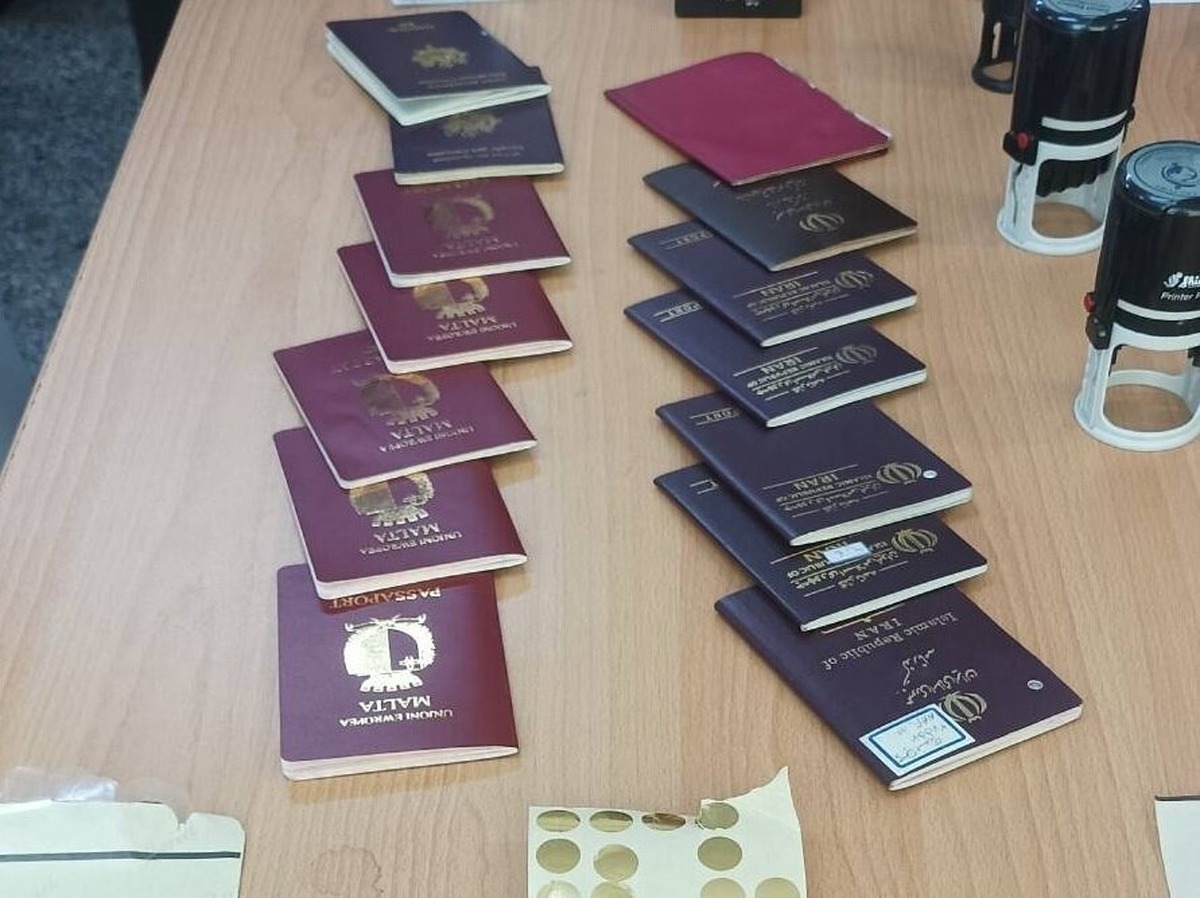 ۲ کارگاه‌ جعلی ویزا و گذرنامه تعطیل شد