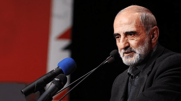 شریعتمداری: ترفند دشمن قراردادن ایران در حالت «نه جنگ، نه صلح» است