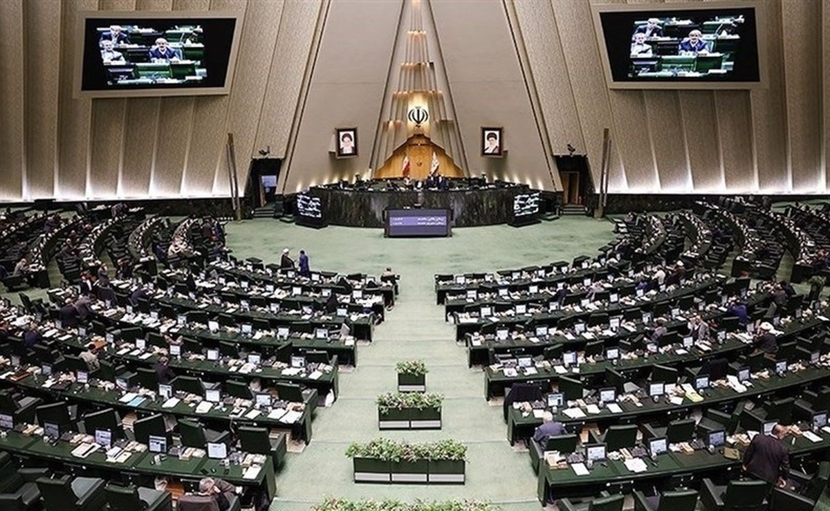 تصویب دوفوریت لایحه الحاق برخی مواد به مقررات مالی دولت