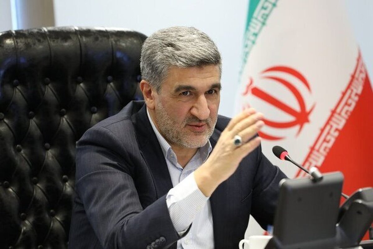 بازار سرمایه به کمک بازسازی کارخانه‌های آسیب‌دیده می‌آید | خدمات بانکی پایدار ماند