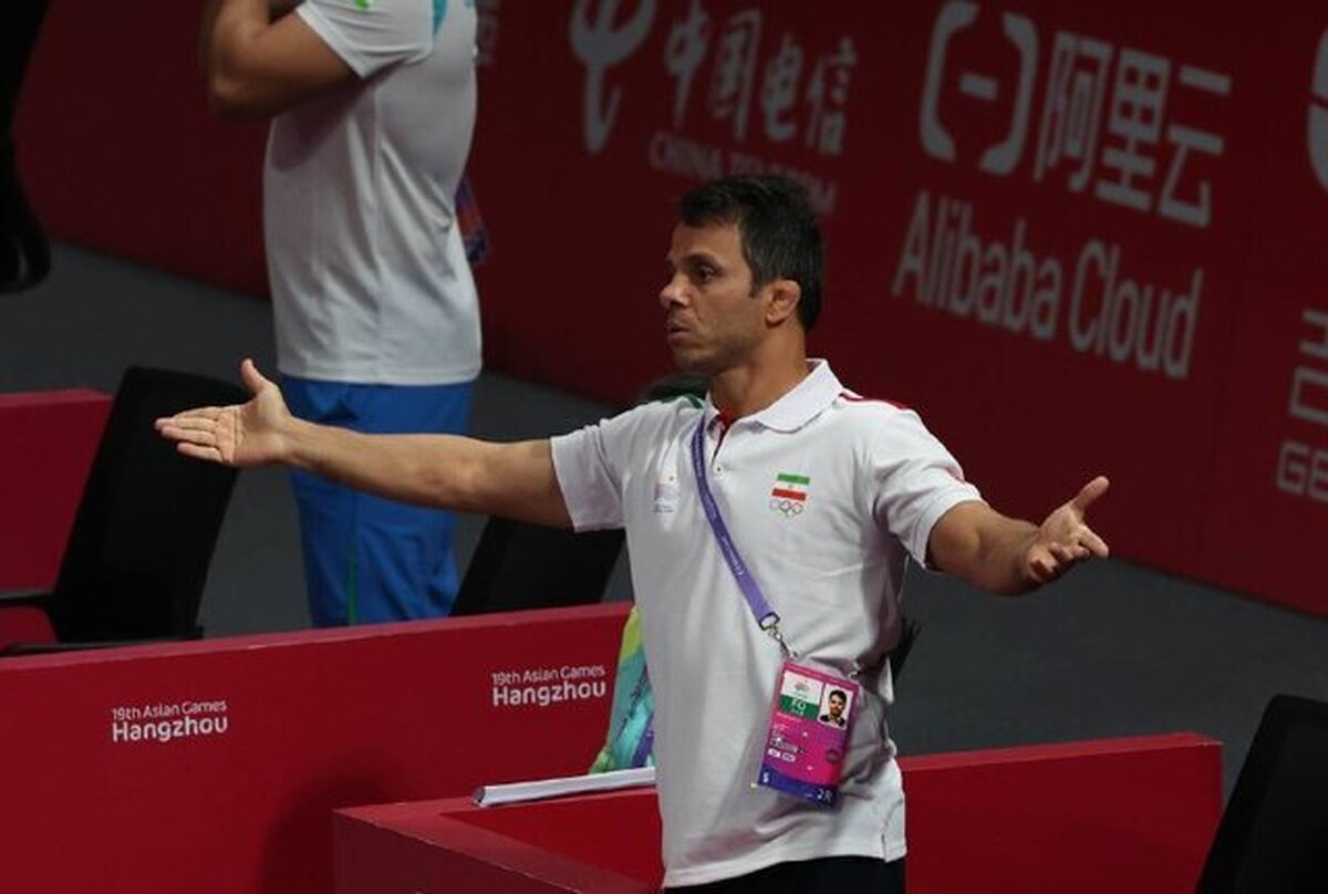 کشتی فرنگی بر سکوی سوم آسیا ایستاد