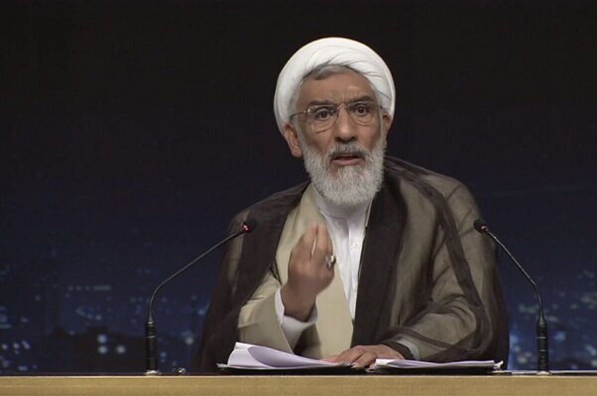 مذاکره‌ای که منجر به صرف‌نظر از حقوق هسته‌ای ملت شود «حرام» است