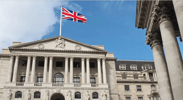 بانک انگلیس: تنگه هرمز تورم جهان را جهش داد