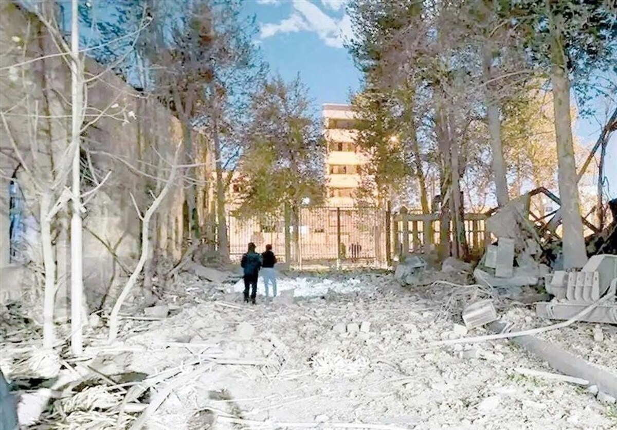 واکنش دانشجویان دانشگاه علم و صنعت به حمله آمریکایی و اسرائیلی