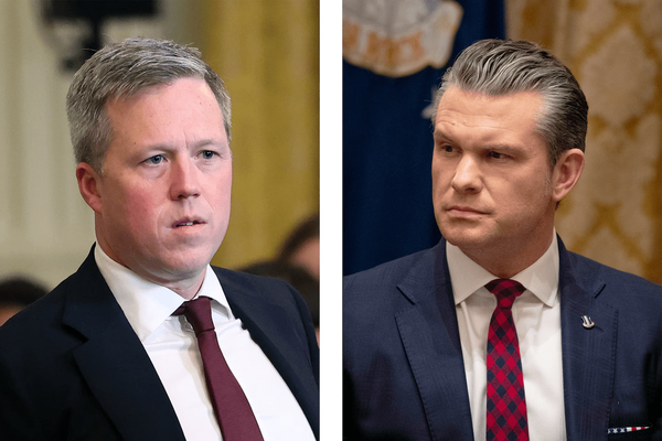 وال‌استریت ژورنال: افزایش اختلافات بین وزیر جنگ و وزیر ارتش آمریکا