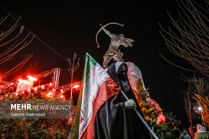 اجتماع حمایت از رزمندگان در مقابله با دشمن آمریکایی - صهیونی