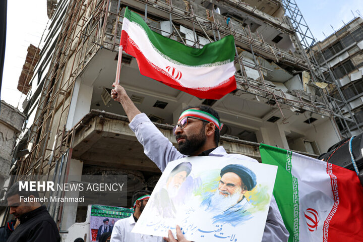 تجمع اعضای کادر درمان در محکومیت تجاوز آمریکا و رژیم صهیونیستی