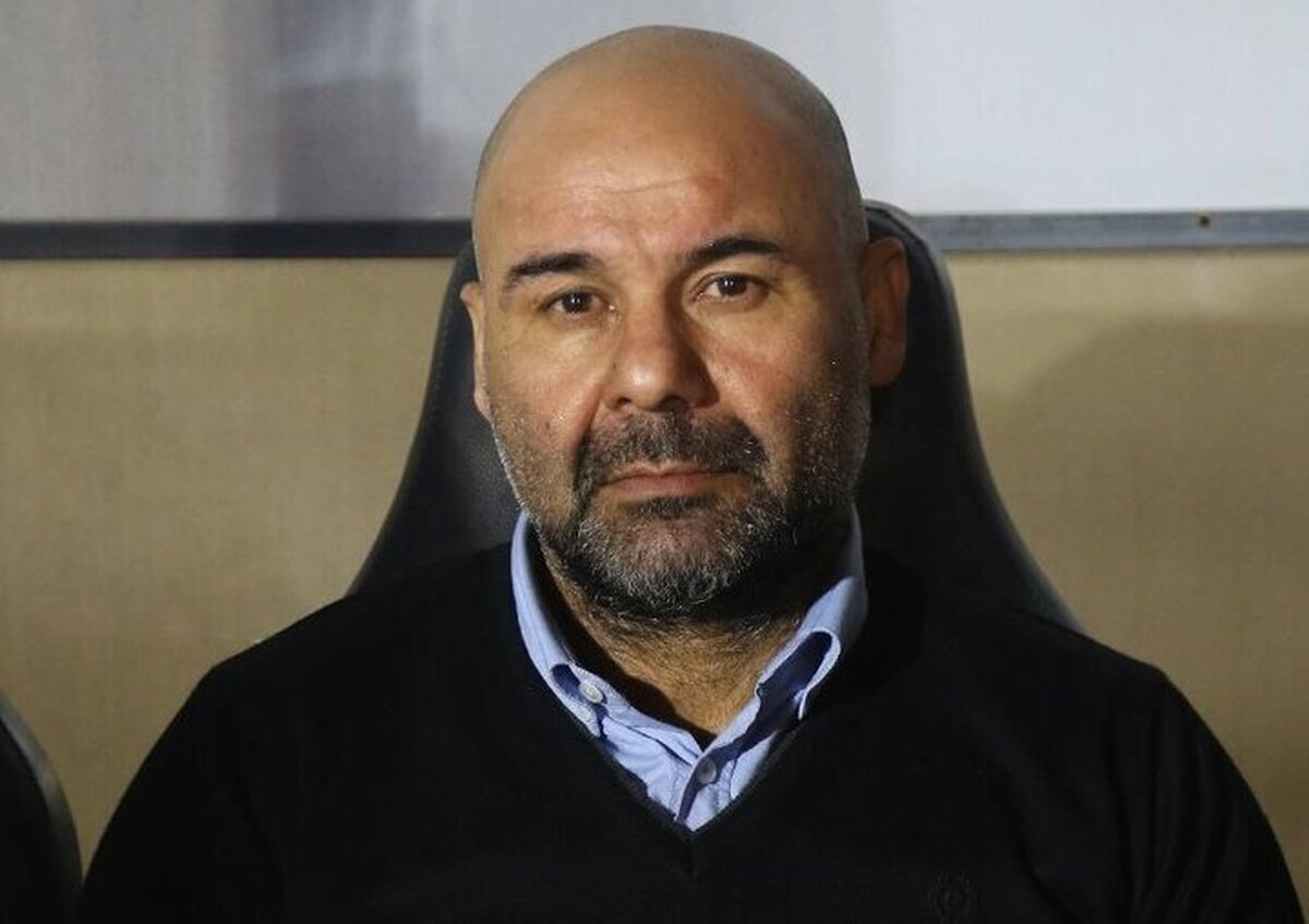 پرتاب قمه به سمت ستاره سابق استقلال/ حمله غیرمنتظره به چهره مطرح فوتبال ایران