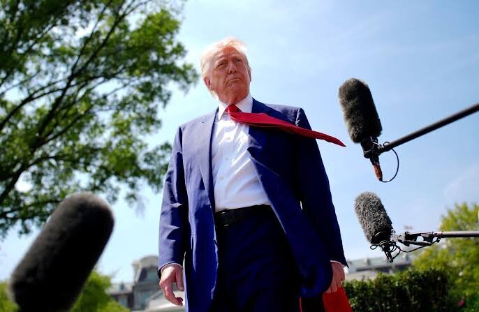 سی‌ان‌ان: ترامپ با رفتار عجولانه‌اش برای توافق با ایران درمانده به نظر می‌رسد