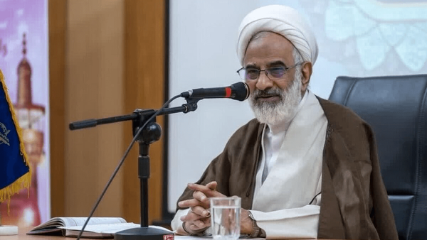 حاجی‌صادقی: هرکسی وحدت ملت را ضعیف جلوه دهد بلندگوی دشمن است