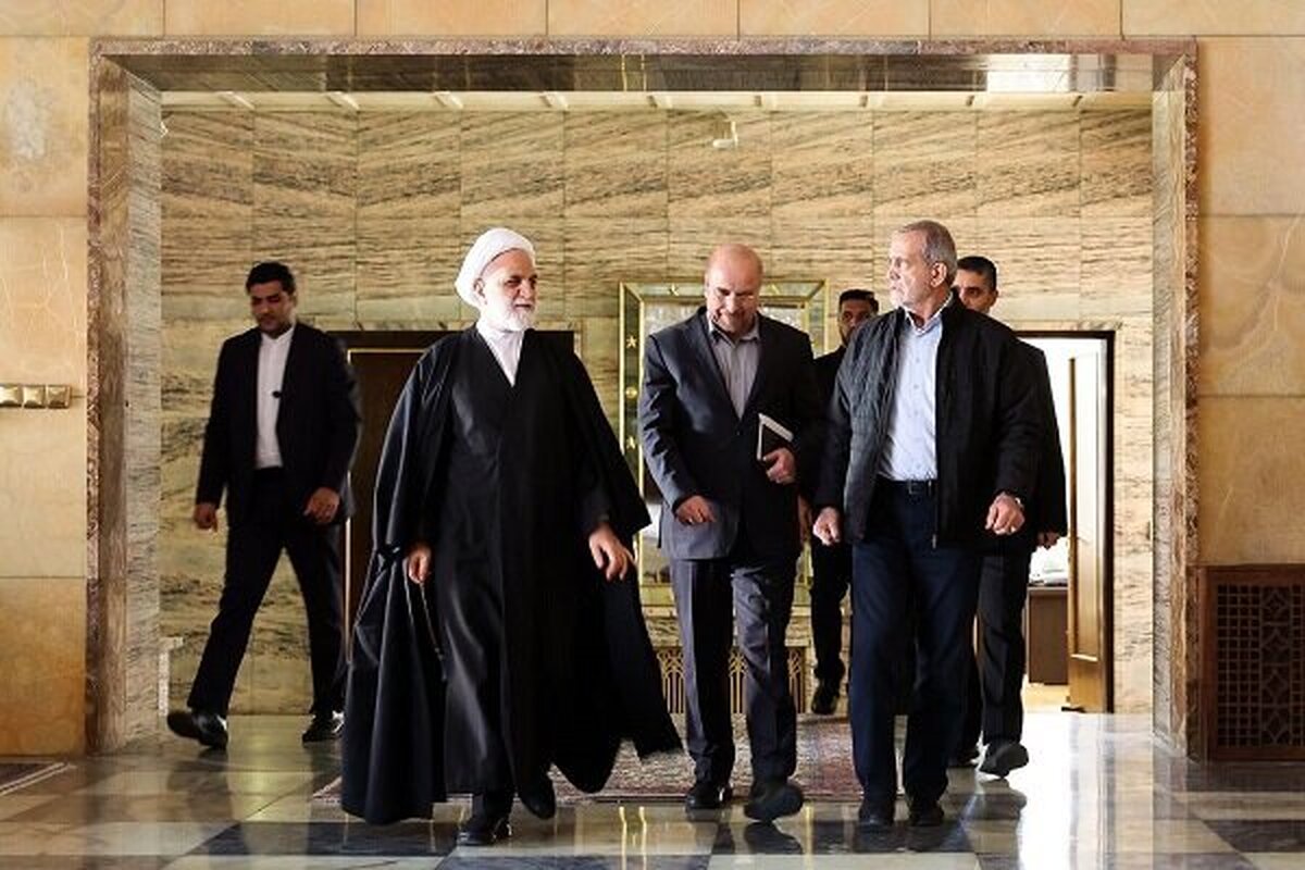 پزشکیان میزبان جلسه سران قوا بود