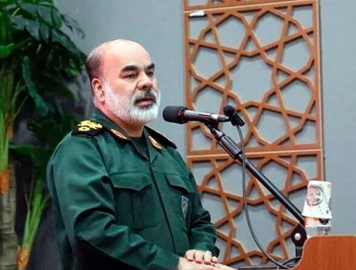 فرمانده نیروی زمینی سپاه: با ۷۳ موشک بالستیک محل استقرار تروریست‌ها را منهدم کردیم