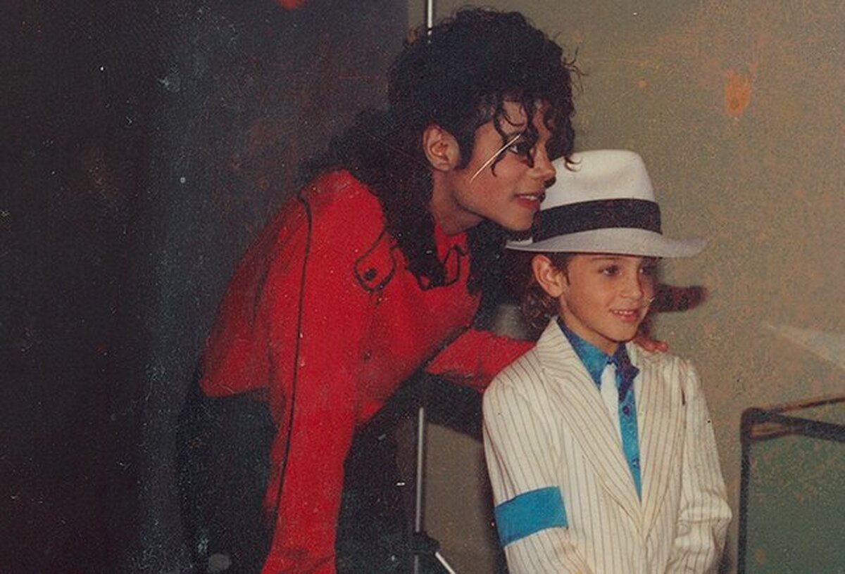 تجاوزبه دختران‌خردسال با نشان‌پلیس