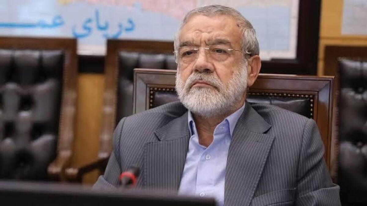 غضنفری: حافظه‌ی آقای پزشکیان و عراقچی دچار آسیب شده!