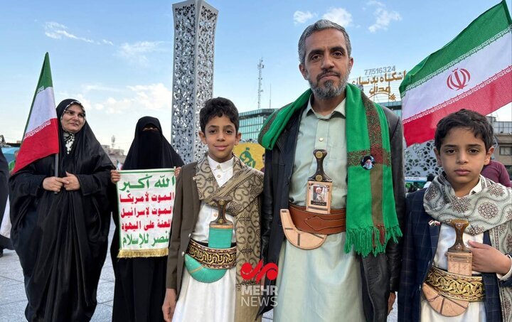 اجتماع امام رضایی‌ها آغاز شد| بیعت رضویون با رهبر انقلاب