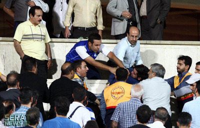 کتک کاری بین امیرحسین صادقی و برادر داماد امیر قلعه نویی