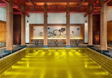 استخر طلایی در لهاسا – تبت