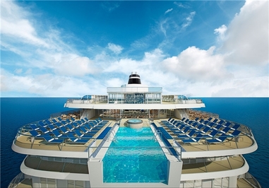 یکی از استخرهای کشتی وایکینگ کروز