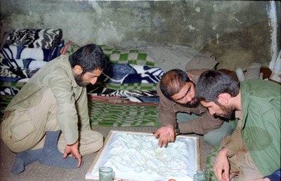 از راست سردا علی فضلی – سردار حسین الله کرم – سردار امین شریعتی 