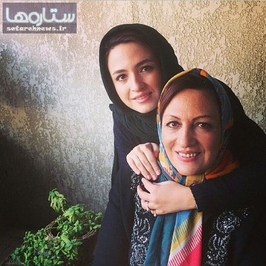 گلاره عباسی و مادرش