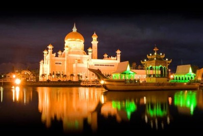 4- بندر سری بگاوان، برونئی
 