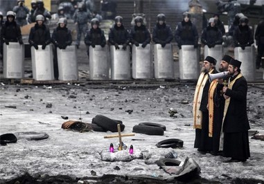 تلاش چهرههای مذهبی در اوکراین برای کاهش تنش و درگیری