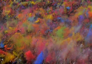 فستیوال رنگ در بارسلونای اسپانیا