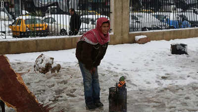  وضعیت بسیار سخت آوارگان سوری به دلیل بارش برف و سرمای شدید 