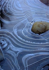 رودخانه منجمد