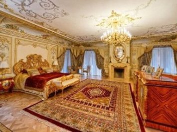 روسیه: ویلایی لوکس به وسعت ۱۰۰ هزار فوت مربع و قیمت تقریبی ۱۰۰ میلیون دلار