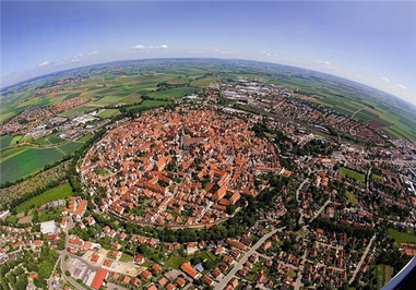 شهر باوارواز در نوردلینگن در 14 میلیون سال پیش ساخته شده است.