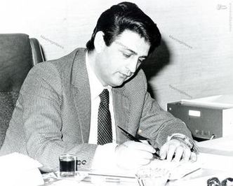 دکتر صادق طباطبایی در دوره سخنگویی دولت موقت انقلاب