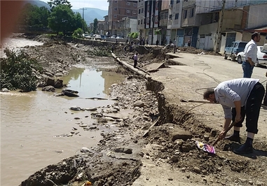  قطعی آب و برق و گاز در مناطق سیل‌زده سوادکوه