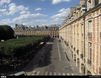 نمای بیرون، از پنجره خانه «ویکتور هوگو»