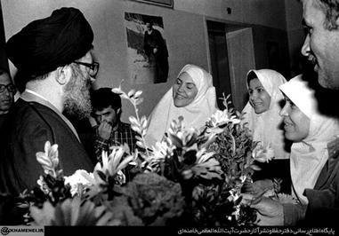 سلامت و بهداشت | دیدار با پرستان و کارکنان بیمارستان بقیة الله (عج)، 6 اردی‌بهشت 1365