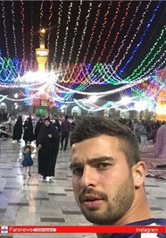 سروش رفیعی(ملی پوش تراکتورسازی): شاه پناهم بده// میلاد با سعادت امام رضا (ع) را به همه هموطنان عزیزم تبریک عرض میکنم در پناه خدا و حضرت ثامن الحجج سالم و شاد باشید