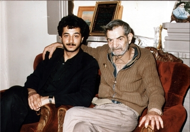  استاد سید محمدحسین شهریاردرکنار اصغرفردی یگانه شاگردش