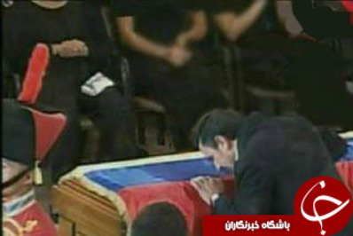 بوسه بر تابوت هوگو چاوز