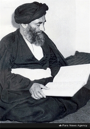 2- آیتاللهالعظمی مرعشی نجفی در دوران میانسالی در قم